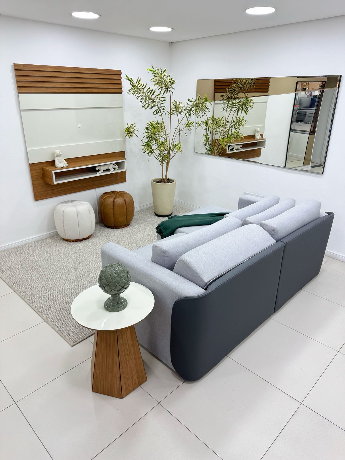 Qual o Melhor Sofá para Sala Pequena? 7 Modelos para Aproveitar o Espaço